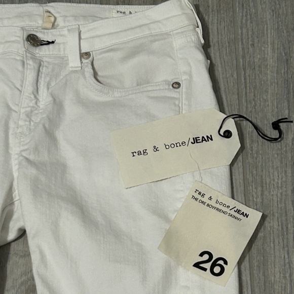 LIKE NEW! Women's Rag & Bone White Slim Boyfriend Jeans - 26 - Picture 3 of 13